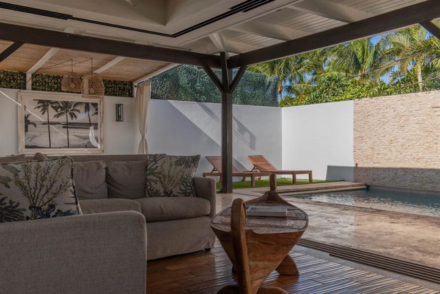 55 Kai Pl, Paia, HI 96779