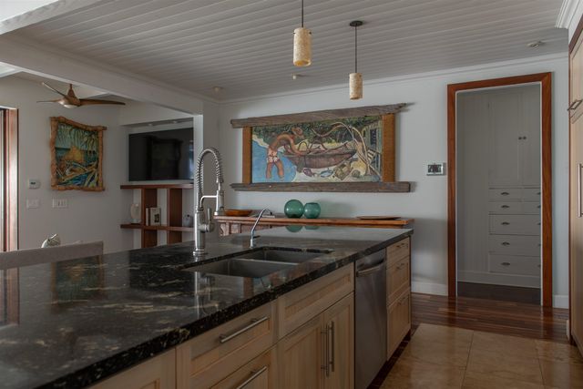 55 Kai Pl, Paia, HI 96779