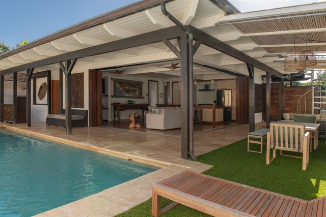 55 Kai Pl, Paia, HI 96779