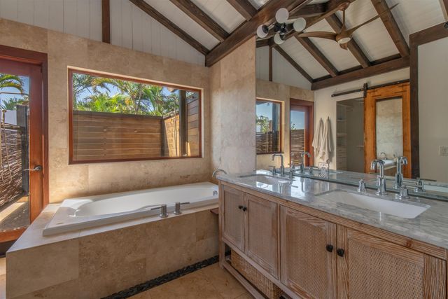 55 Kai Pl, Paia, HI 96779