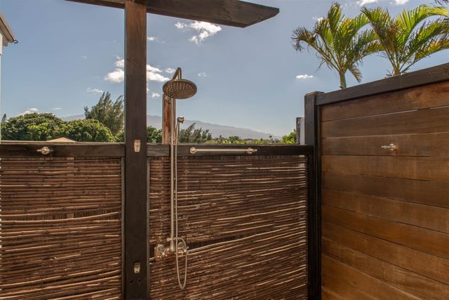 55 Kai Pl, Paia, HI 96779