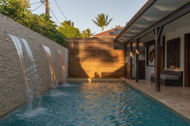 55 Kai Pl, Paia, HI 96779