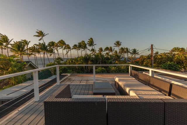 55 Kai Pl, Paia, HI 96779