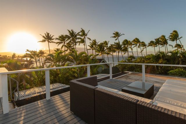 55 Kai Pl, Paia, HI 96779