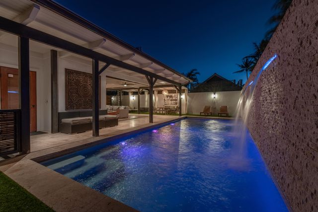 55 Kai Pl, Paia, HI 96779