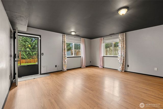 798 West Road, Sedro Woolley, WA 98284