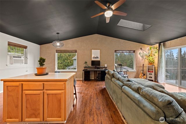 798 West Road, Sedro Woolley, WA 98284