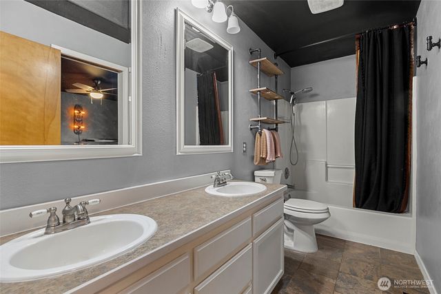 798 West Road, Sedro Woolley, WA 98284