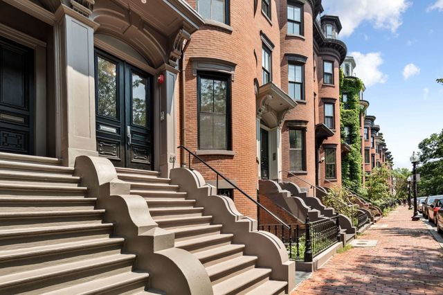 53 Rutland Sq 2, Boston, MA 02118