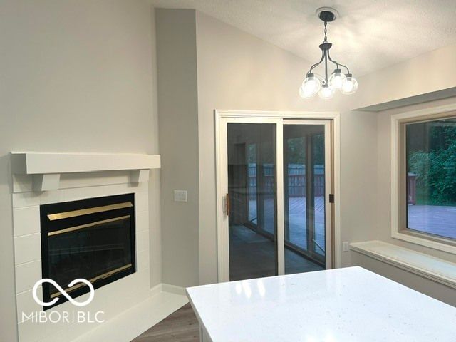 11157 Stratford Way, Fishers, IN 46038