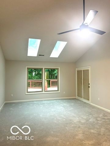 11157 Stratford Way, Fishers, IN 46038