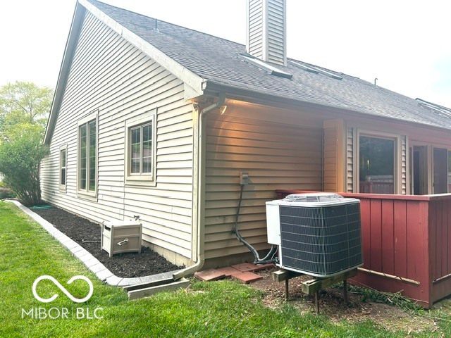 11157 Stratford Way, Fishers, IN 46038