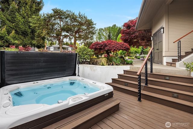 61 Cascade Key, Bellevue, WA 98006
