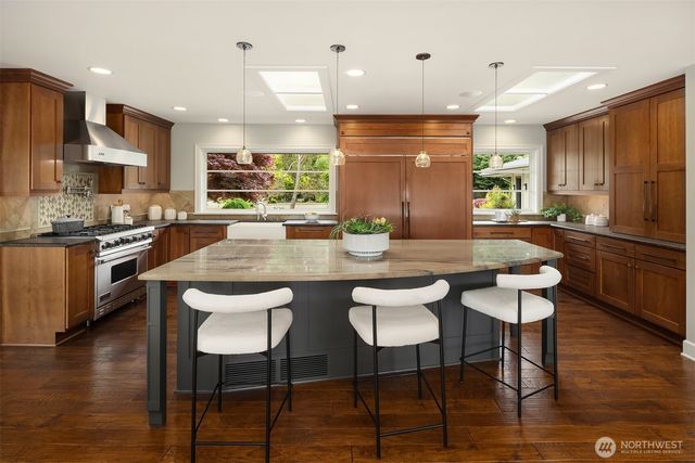 61 Cascade Key, Bellevue, WA 98006