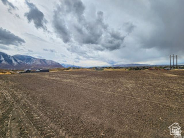 2700 S MAIN ST, Mapleton, UT 84664