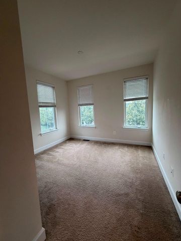 22992 BROOKSBANK SQ, Brambleton, VA 20148