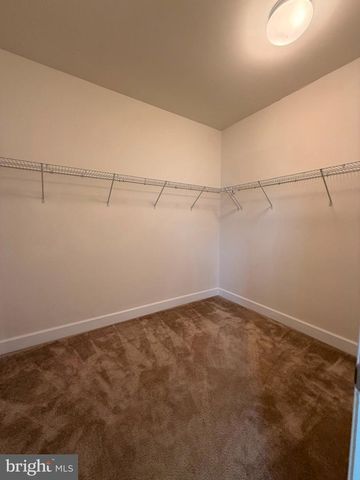 22992 BROOKSBANK SQ, Brambleton, VA 20148