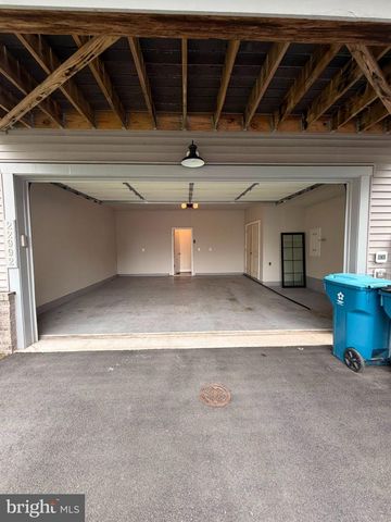 22992 BROOKSBANK SQ, Brambleton, VA 20148