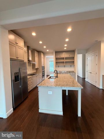 22992 BROOKSBANK SQ, Brambleton, VA 20148