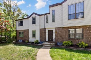 9714 Raintree Village Drive 3F, Hillsboro, MO 63050