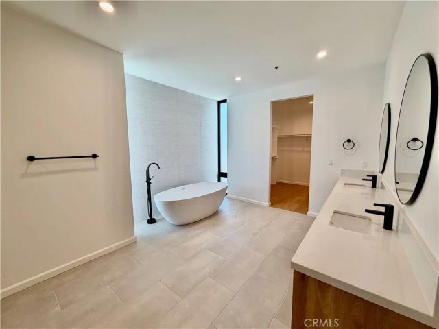 243 Seal Beach Blvd, Seal Beach, CA 90740