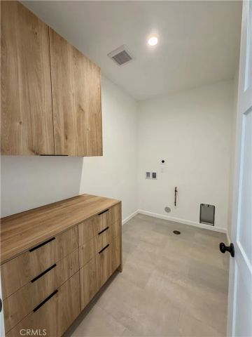 243 Seal Beach Blvd, Seal Beach, CA 90740