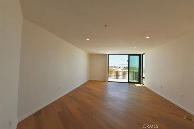 243 Seal Beach Blvd, Seal Beach, CA 90740