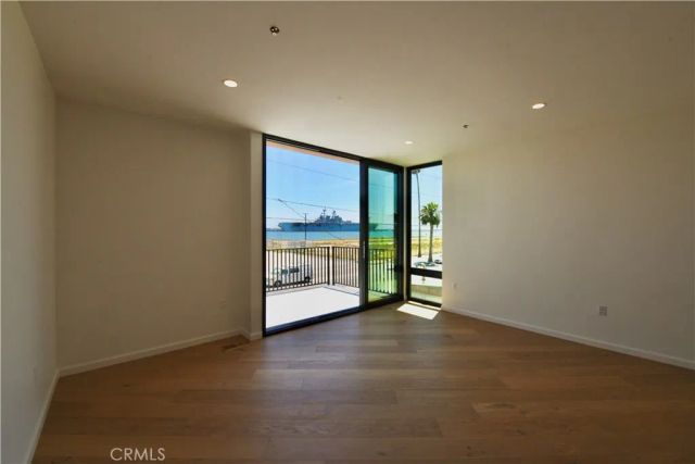 243 Seal Beach Blvd, Seal Beach, CA 90740