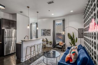 210 30th Ave N Apt 201, Nashville, TN 37203