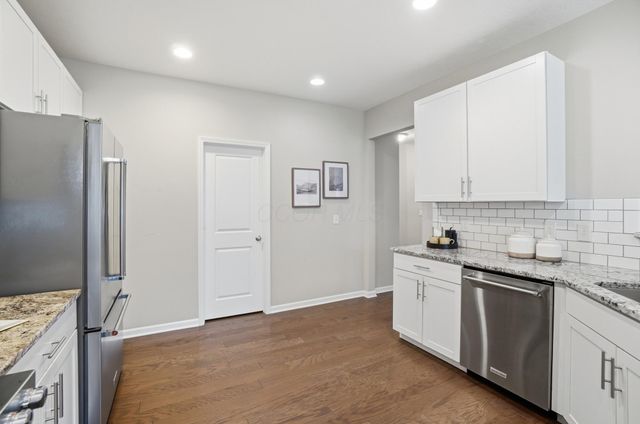 4332 Ahwick Green, 42, Hilliard, OH 43026