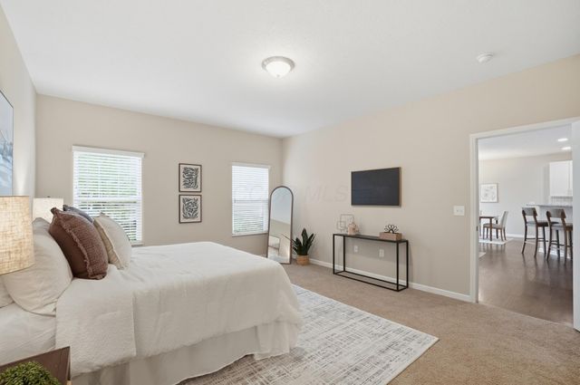 4332 Ahwick Green, 42, Hilliard, OH 43026
