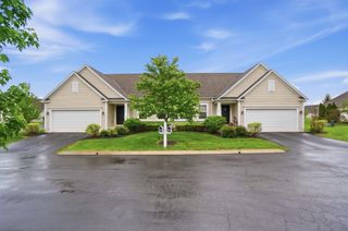 4332 Ahwick Green, 42, Hilliard, OH 43026