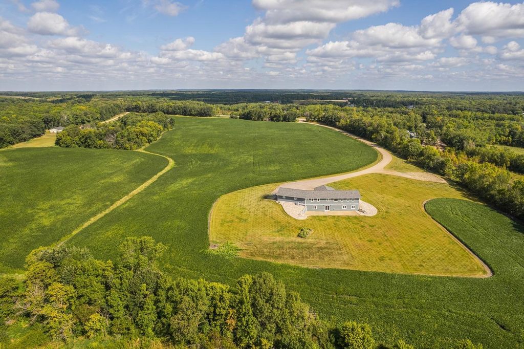 27196 Co Hwy 21, Detroit Lakes, MN 56501