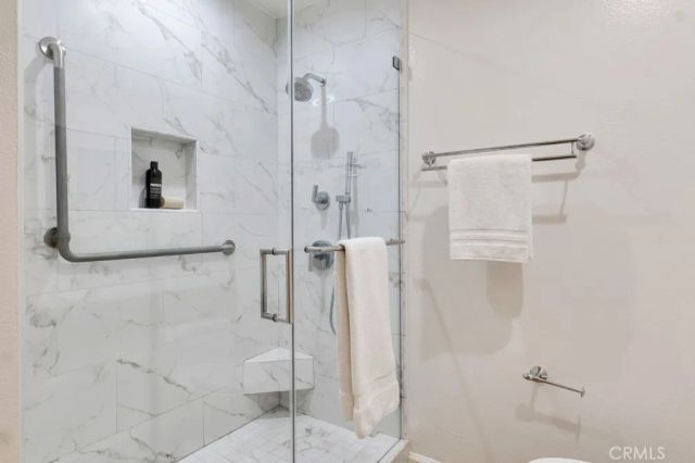 21500 Califa Street 159, Woodland Hills, CA 91367