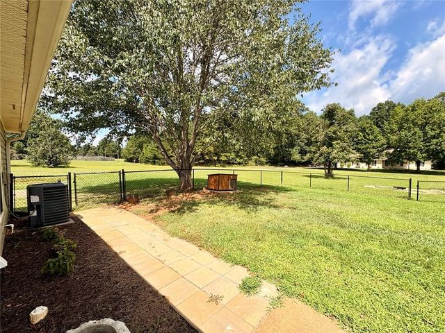 293 Snapping Shoals Road, Mcdonough, GA 30252