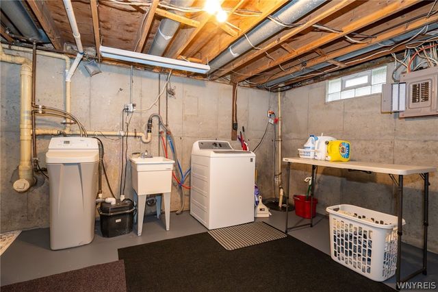 1334 Independence Drive, Evans, NY 14047