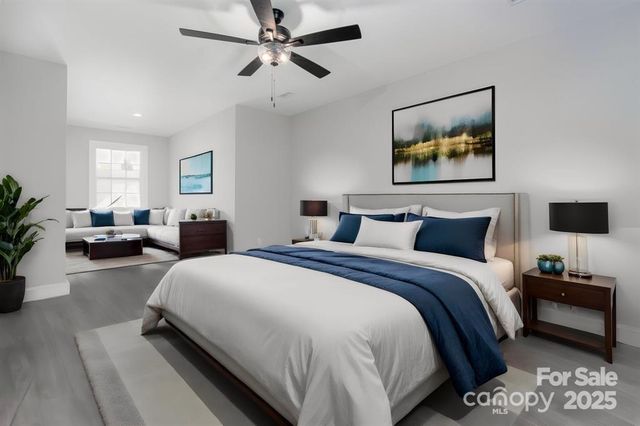 1990 Talbot Lane, Hickory, NC 28602