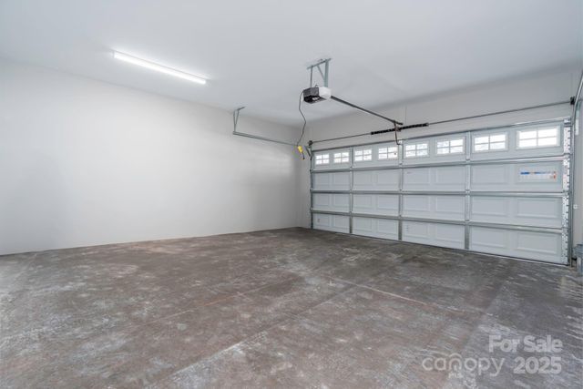 1990 Talbot Lane, Hickory, NC 28602