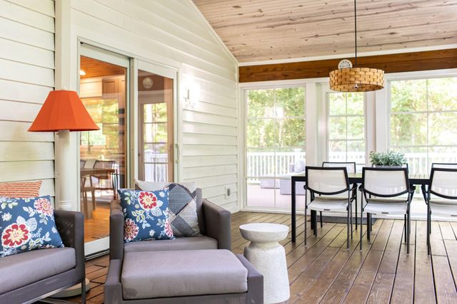 6010 Migiel Lane, Sawyer, MI 49125