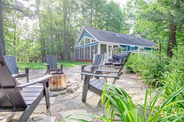 6010 Migiel Lane, Sawyer, MI 49125