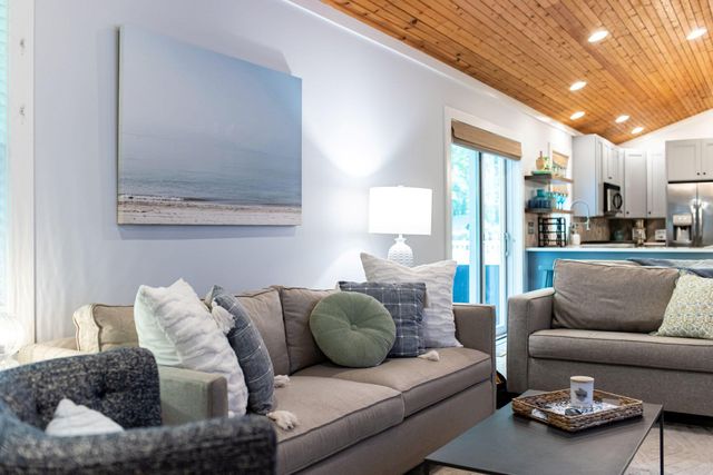 6010 Migiel Lane, Sawyer, MI 49125