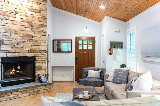 6010 Migiel Lane, Sawyer, MI 49125