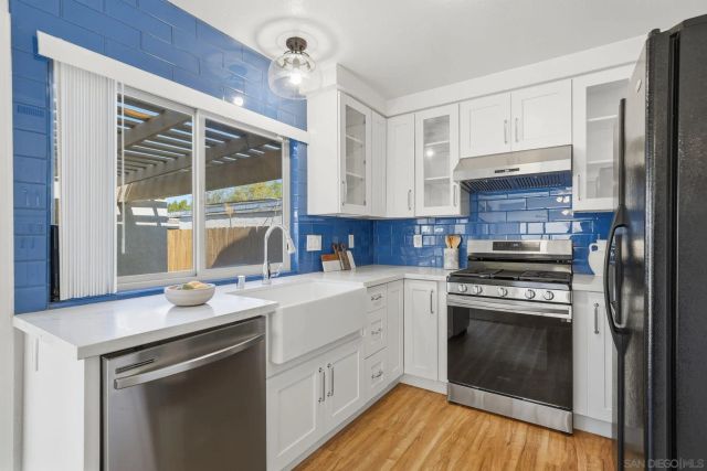 10741 Esmeraldas dr, San Diego, CA 92124