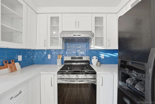 10741 Esmeraldas dr, San Diego, CA 92124