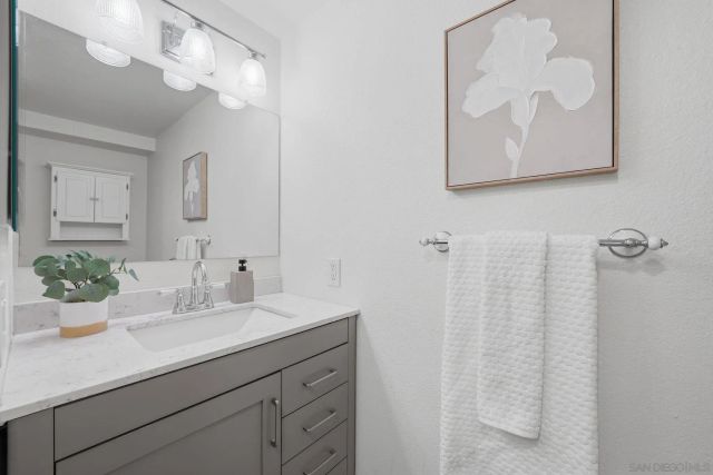 10741 Esmeraldas dr, San Diego, CA 92124