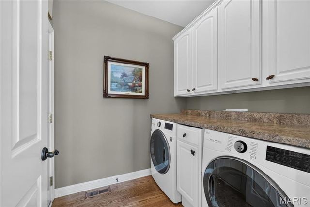 731 Bordeaux Circle, St Albans, MO 63073