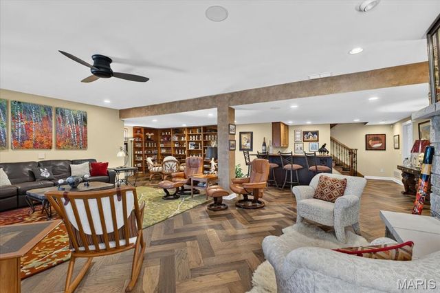 731 Bordeaux Circle, St Albans, MO 63073