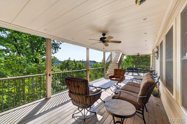 731 Bordeaux Circle, St Albans, MO 63073