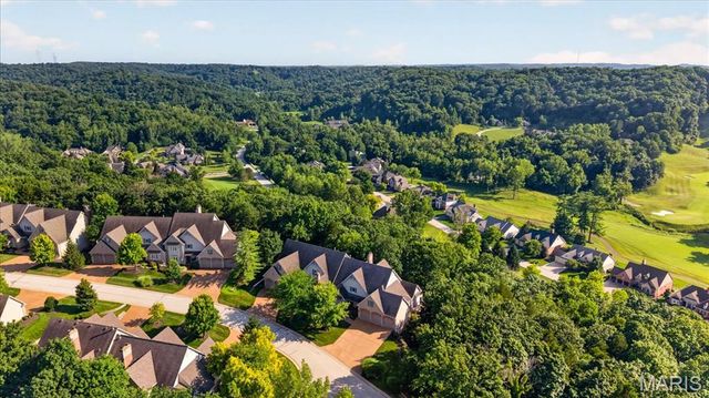 731 Bordeaux Circle, St Albans, MO 63073
