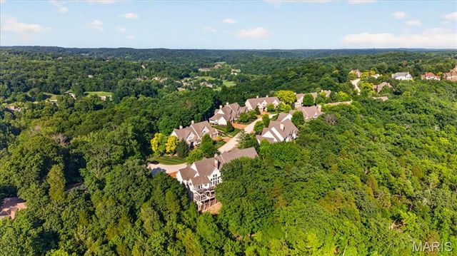 731 Bordeaux Circle, St Albans, MO 63073